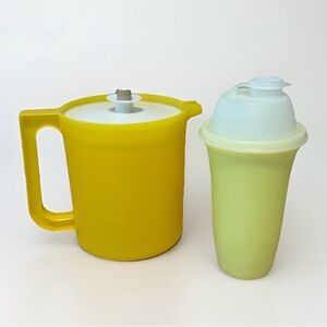 Vintage Tupperware bright Yellow juice Pitcher shaker blender set bundle